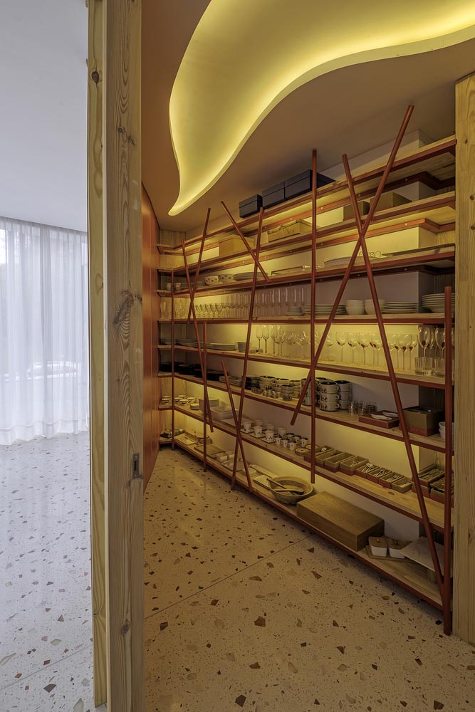 28Houses With Utility Rooms and other Specialized Spaces - 10553
